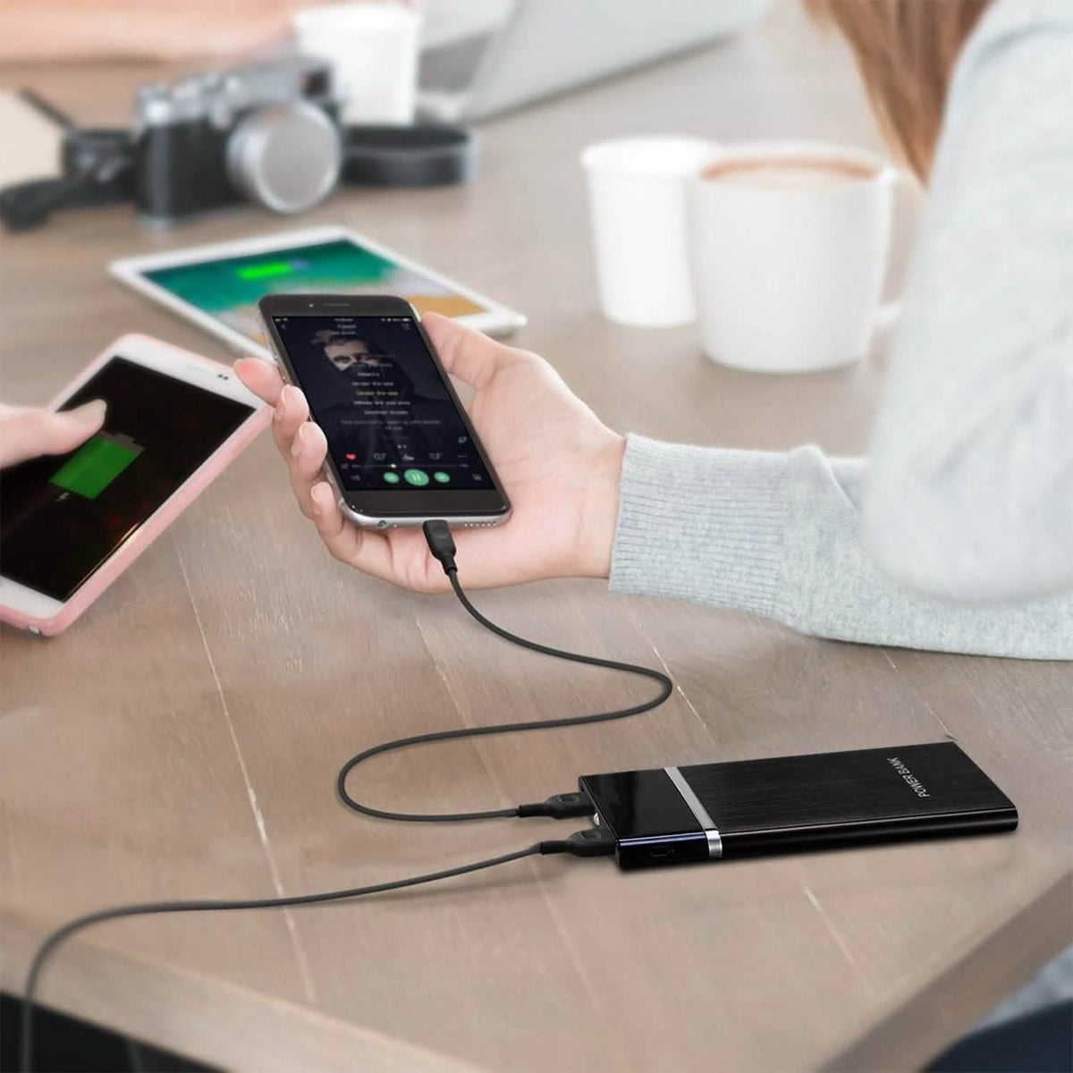 20800mAh Power Bank 76.96W External Battery Pack