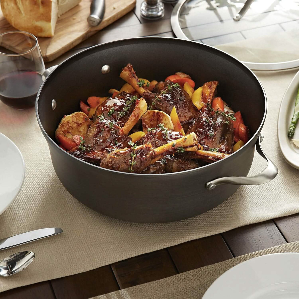 Calphalon Contemporary Nonstick 8.5-Quart Covered Dutch Oven