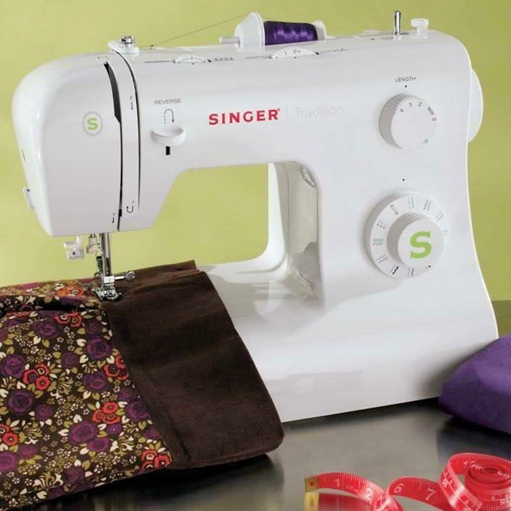 Singer Sewing Machine 2277 Tradition Essential (Refurbished)