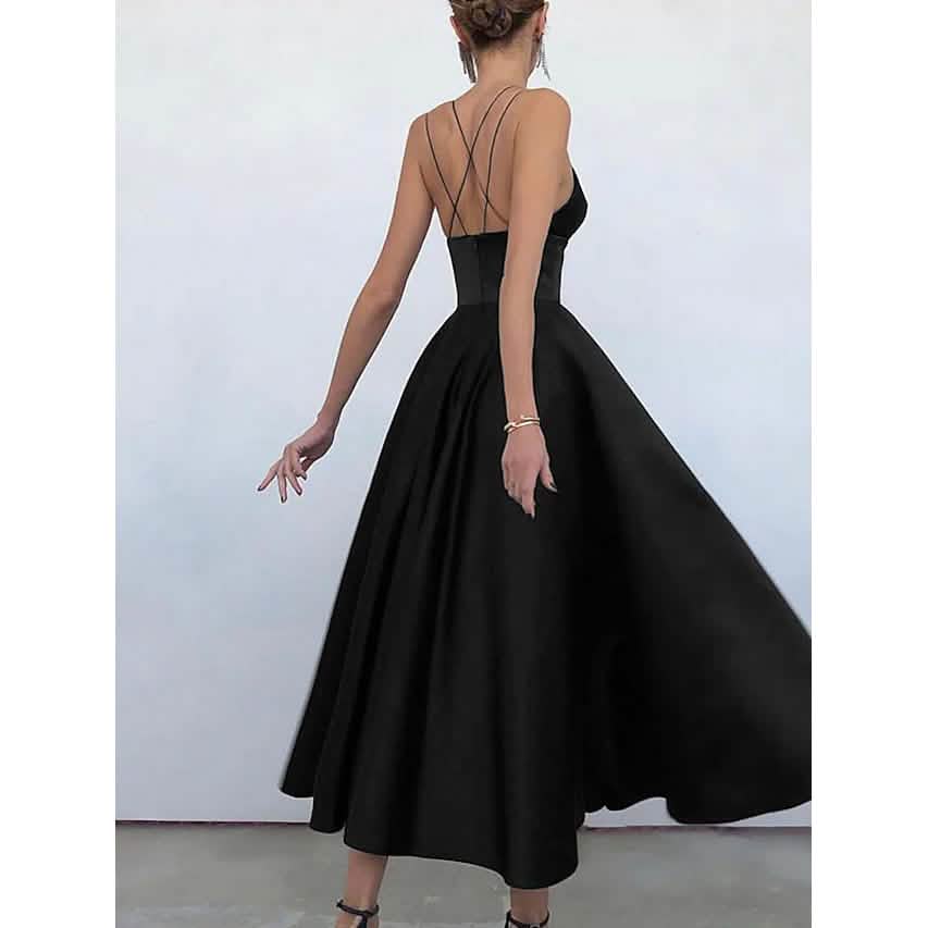 Women's Sleeveless Solid Color Open Back Maxi Dress